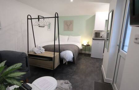 The Snug- Studio in Portishead with Parking - Foto 1