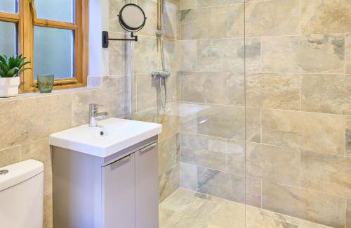 Host & Stay - Orchard Barn - Photo 31