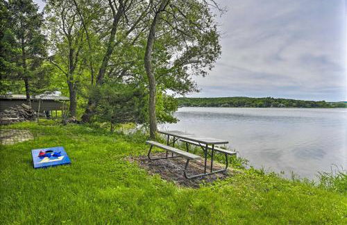 Happys Haven Cabin with Gas Grill and Fire Pit! - Foto 7