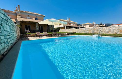 Villa Onar Nafpaktos with private pool - Photo 1