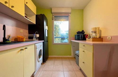 L'appartement Michelet - Parking privé et gratuit - 2km Cité Médiévale - Foto 10