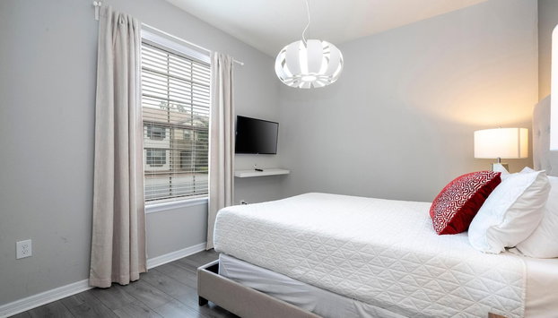 Fabulous 5BR Townhome Pet Friendly - Private Pool - Windsor Island - Foto 5, Habitación