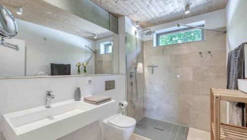 LIEBLINGSECK nachhaltige 5-Sterne Ferienwohnung - Direkt am Chiemsee - Foto 3, towels, Shower