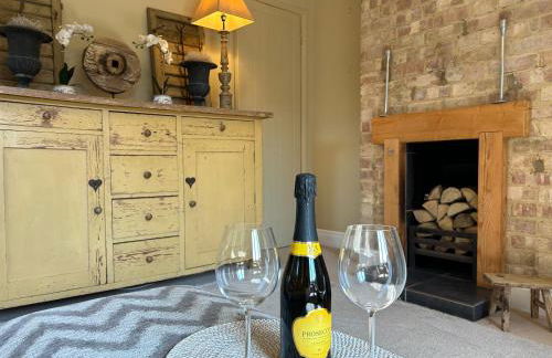 Oak Crest, 2 bedrooms, log fire, scenic views near Chapel Down - Foto 12