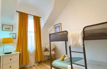 Tranquil Victorian Villa with Hot Tub & Sauna - Foto 35