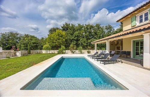 Villa LunIstra in Central Istria for 10 people with private pool & kids playground - Foto 14