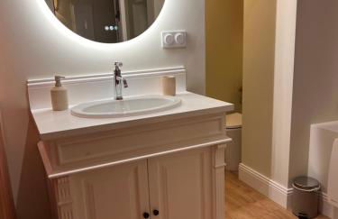 Appartement de charme en plein cœur du centre historique - Parking Public Gratuit - - Foto 10