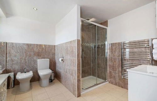 Luxury three bedroom coastal cottage - Foto 43