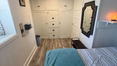 1 bedroom 1 bath Boho Basement - Foto 4