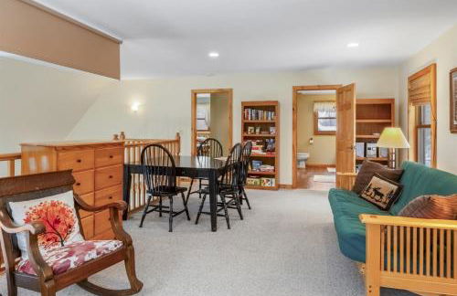 Cozy Cabin in Sister Bay HotTub FirePit Dogs - Foto 25