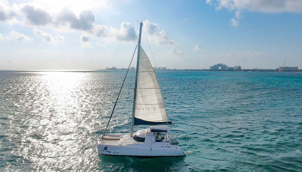 Isla Mujeres Private Boat Tour - Foto 4