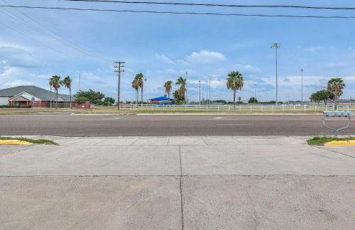Near UTRGV and State Park Cozy Mission Unit - Photo 11
