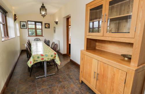 Ddol Helyg Farmhouse - Photo 13