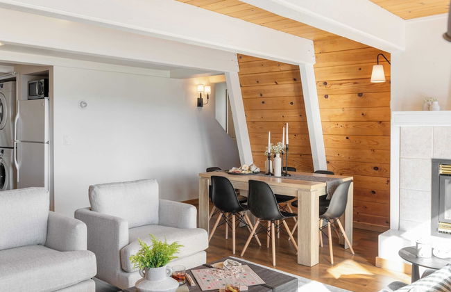 Chickaree & Chickadee Buyout by Avantstay 2 Sister Cabins - Photo 30