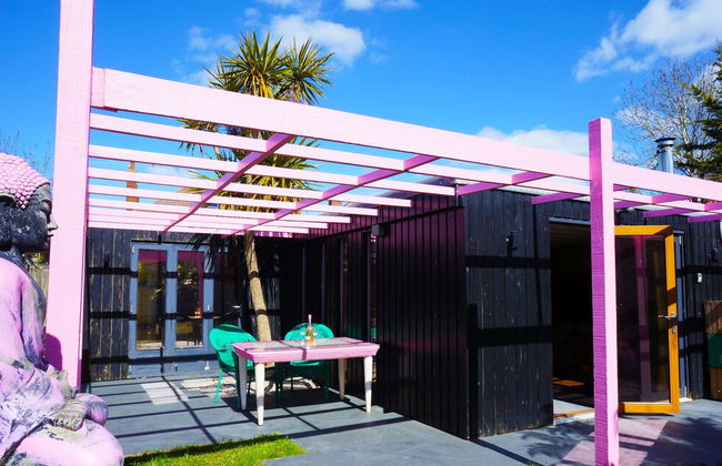 Zen Garden Cottage - Sleeps 2 - Patio & Parking - Foto 29