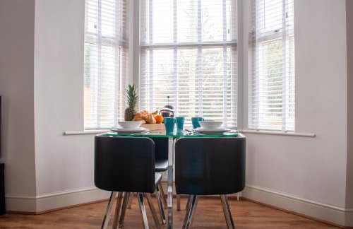 Bedford Rd Apartment Ideal for Hospital & Town Centre - Foto 13