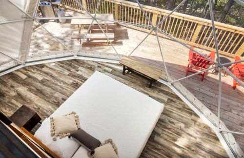 Luxe 2 Bed Dome w Hot Tub Deck Fire Pit & Bath - Foto 33