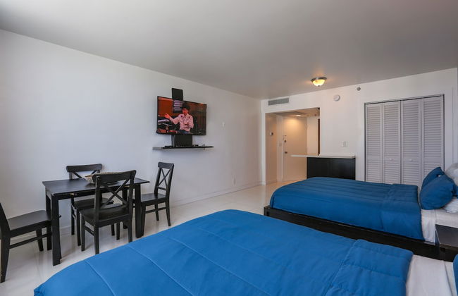 Miami Beach Apartments by MiaRentals - Foto 25