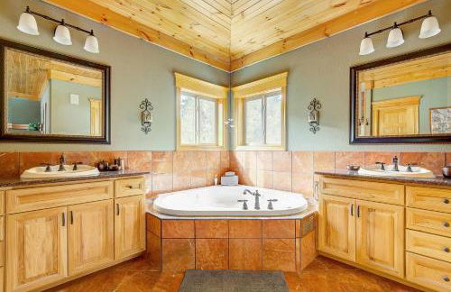 Secluded & Spacious Mountain Getaway - Foto 33