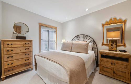 Villa Montane 219 by East West Hospitality - Foto 24