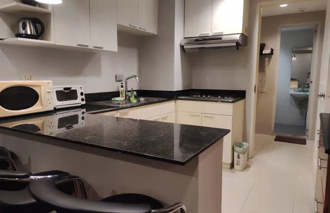 GOTOPHI at Renaissance 3000 BGC - Foto 6