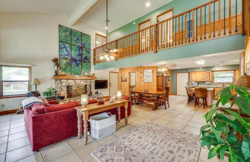 Waterfront Gem on Lake Martin with Kayaks and Dock! - Foto 5