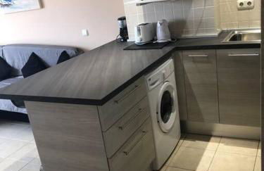 Beach front apartment with stunning ocean views! - Foto 6