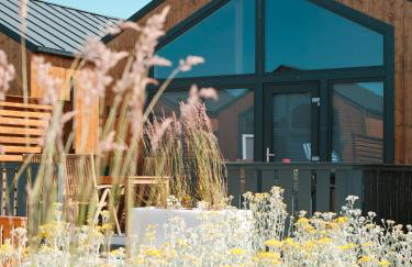 Nadmorskie Chatki - SAUNA - OPCJA Z PRYWATNĄ BALIĄ KĄPIELOWĄ LUB BEZ - Foto 1