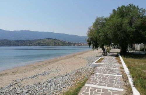 Κυράννα - Photo 2