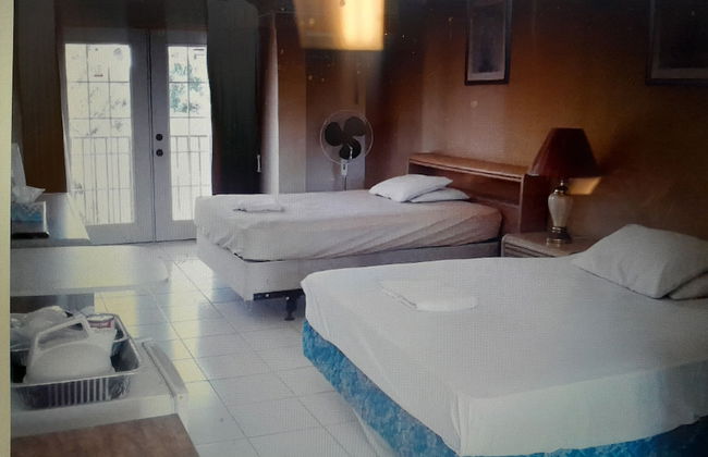 Adderley's Motel - Foto 3