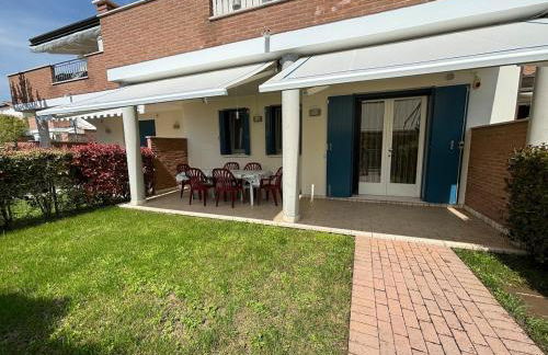 LAGUNA VILLAGE B2 Oasi ad Eraclea con piscina e giardino privato - Foto 7