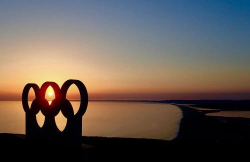 Dog Friendly Cosy Coastal Cottage with Sea Views - Photo 32