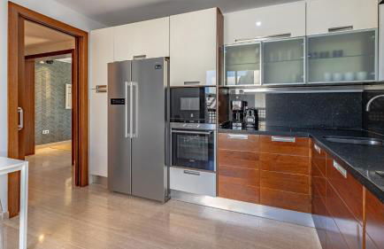 VACATION MARBELLA I Private HEATED Swimming pool, Walking distance to Puerto Banus, Security 24-7, BBQ, WiFi - Photo 37