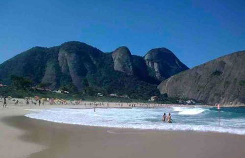 Apartamento confortável e com Piscina a 900 m da praia de Itacoatiara - Foto 73