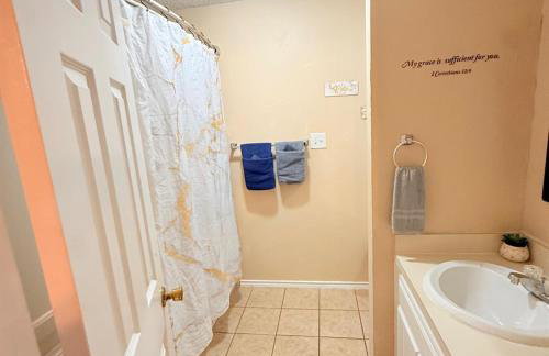 Sleeps8No Stairs,Carpet-Free Near Dallas Stadiums - Foto 47