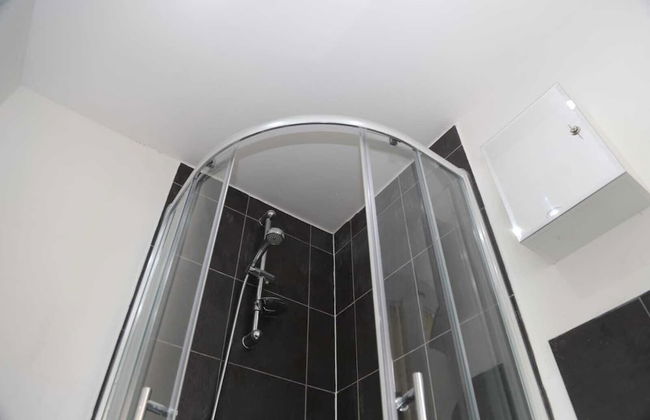 Budget 4-bedrooms In Thamesmead - Foto 23