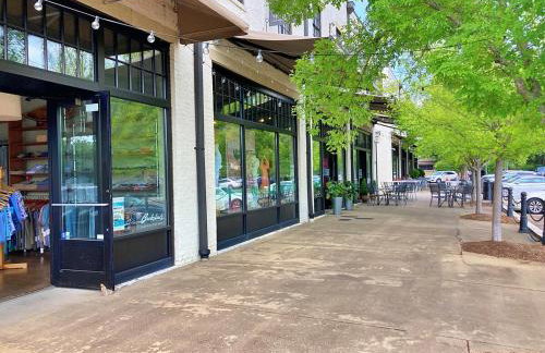 Charmingly Trendy Cloverdale Loft - Gated Parking! - Foto 17