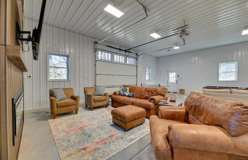 5 Mi to Slopes! Group Ski House with Game Room - Foto 34