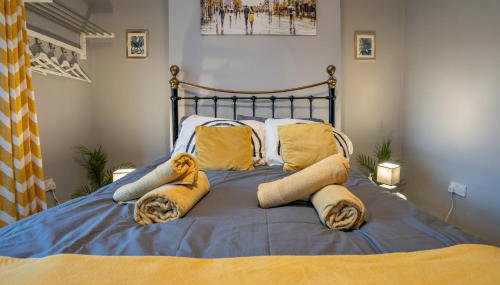 3Bed-Near A1 Motorway-FreeParking-by Holiday Homes - Foto 3