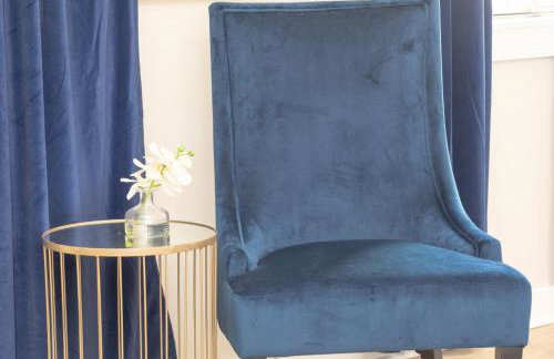 Luxurious Downtown 2 bedroom 2 bath with views 1M - Foto 21