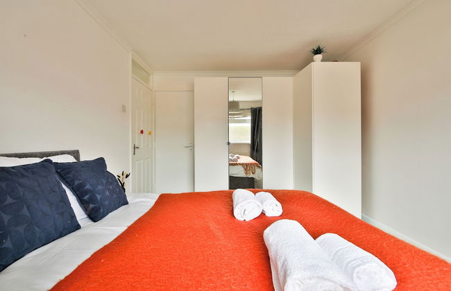 3 Bed House with Private Parking - Foto 16