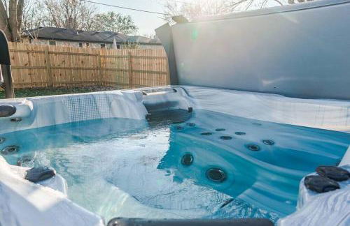 OliveBranch-LuxeDesigner Home-Spa-Firepit-GameZone - Foto 40