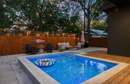 Stylish Home with Firepit Balcony Steps from Austin’s Best Near Rainey St Lady Bird Lake Downtown The Ashlee by AvantStay - Foto 40