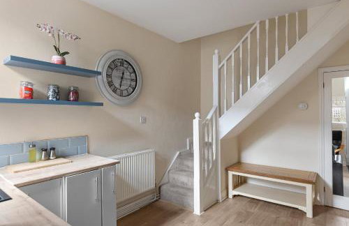 The Victoria - Quaint Victorian Home With Free Parking - Foto 4