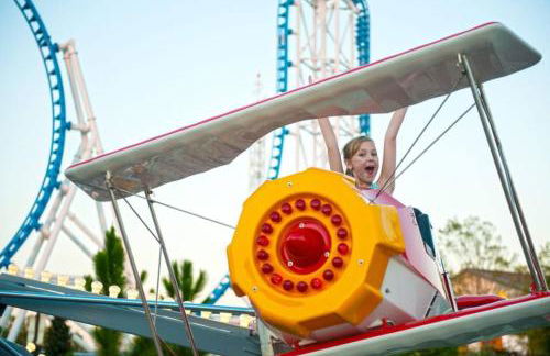 Chic Dog-Friendly 4BR | OWA + Beach + Fenced Yard - Foto 64