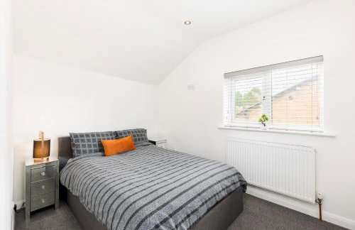 Stylish Modern 2 Bed with Parking - Pass the Keys - Foto 14