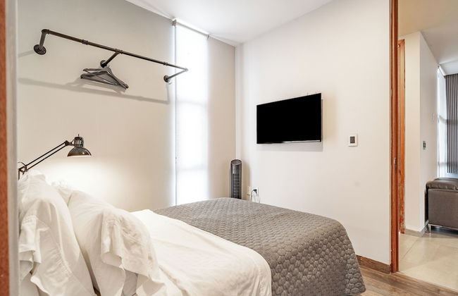 Luxurious 5-bedroom House With Air-conditioning & Private Rooftop in Juriquilla - Foto 21