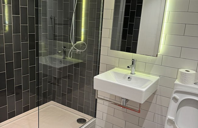 Docklands Stunning 2 bed Apartment London - Foto 30