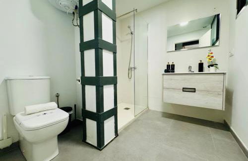 Mediterranean Flat next to the Historic Center - Photo 2