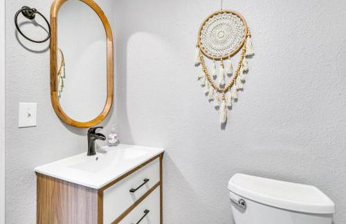 2 Mi to Dtwn Austin Gem with Patio and Yard - Photo 16